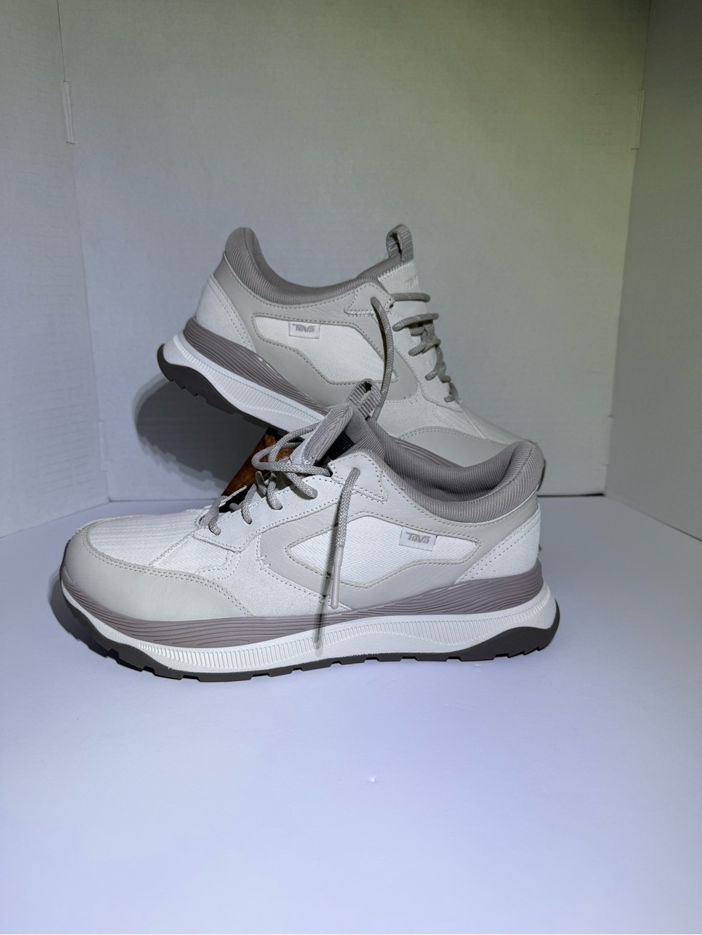 Teva Terrawave  Sneakers, Men’s 10.5 /Women’s 12 1140213 Beige/gray New No Box